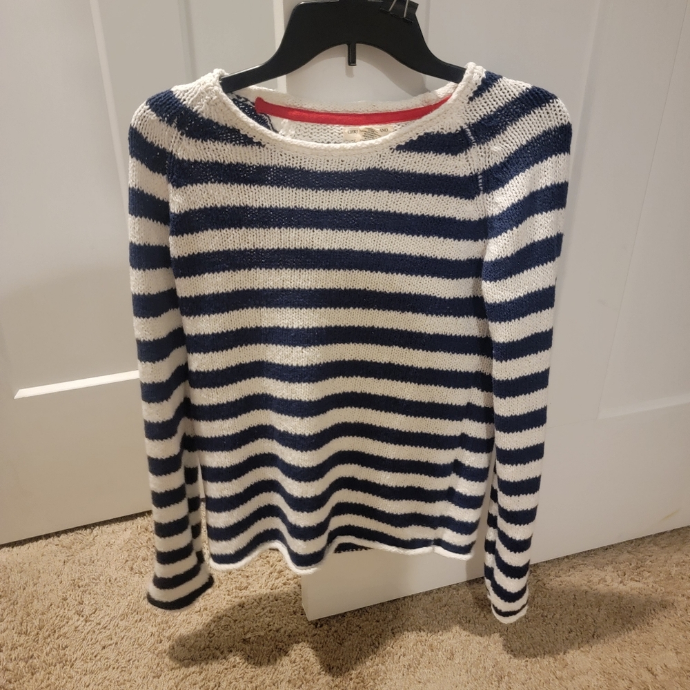 Heart elbow sweater